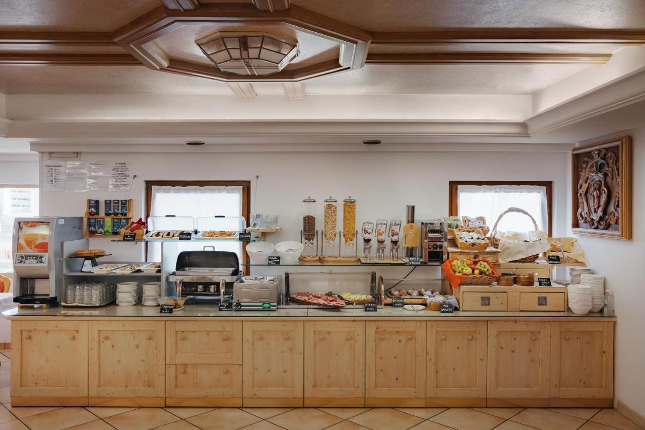 Hotel La Montanara פרדאצו מראה חיצוני תמונה